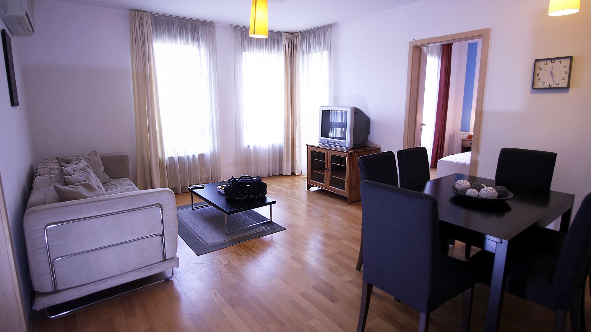Club 99 Apartments Budapest Eksteriør billede